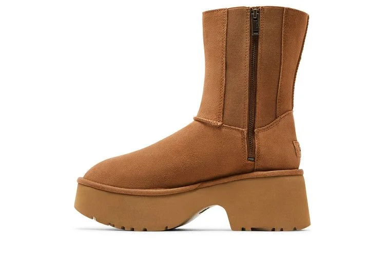 UGG Wmns Classic Twin Seam New Heights Boot 'Chestnut'