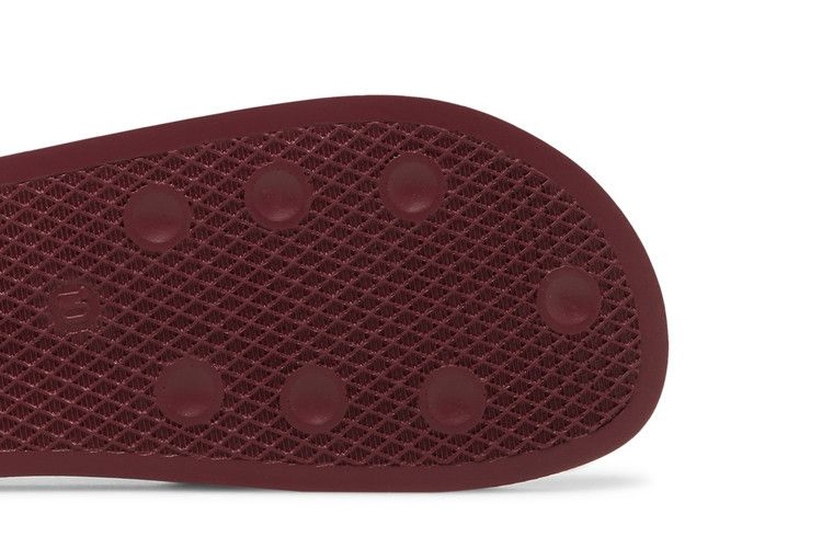Кроссовки adidas Adilette Slides 'Quiet Crimson'