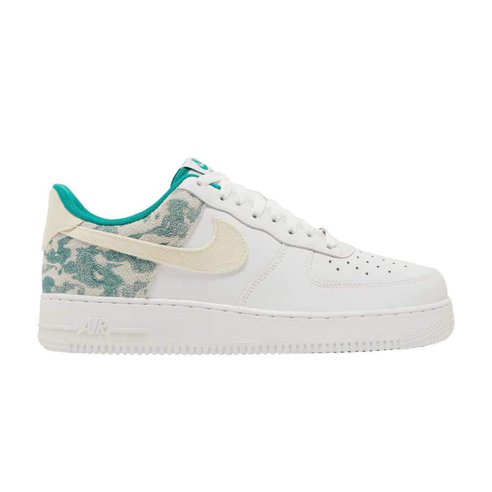 Кроссовки Nike Air Force 1 '07 LV8 'Neptune Green Camo'