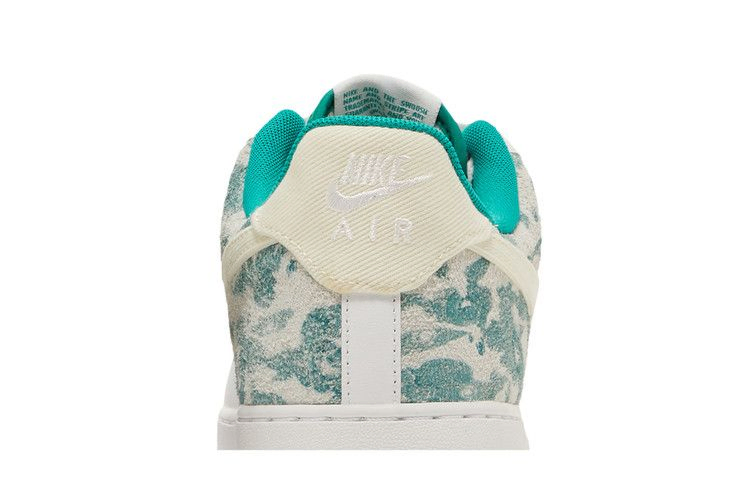 Кроссовки Nike Air Force 1 '07 LV8 'Neptune Green Camo'