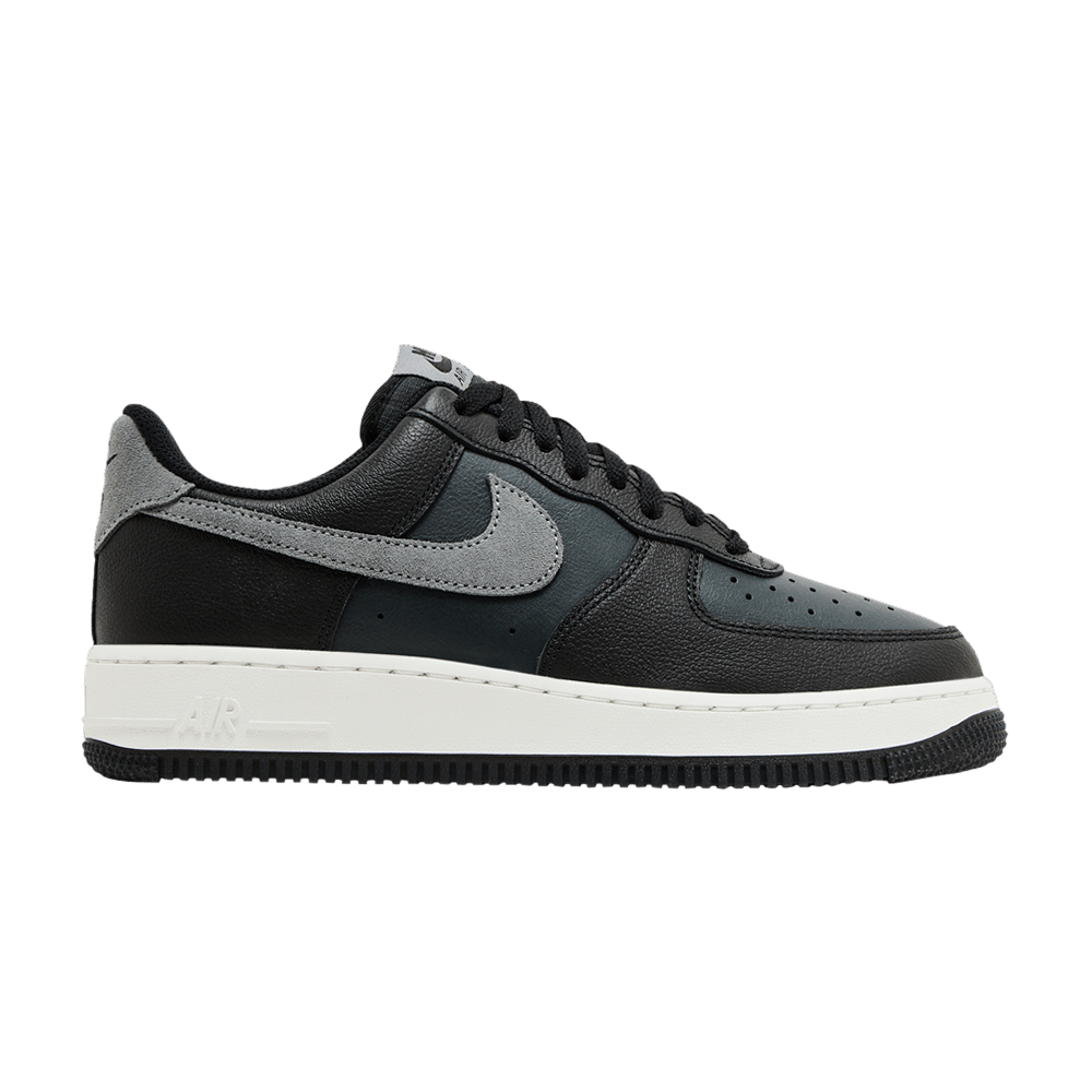 Кроссовки Nike Air Force 1 '07 LV8 'Smoke Grey'