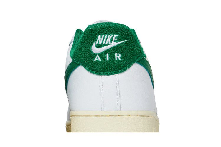 Кроссовки Nike Air Force 1 '07 LV8 'Varsity Jacket'