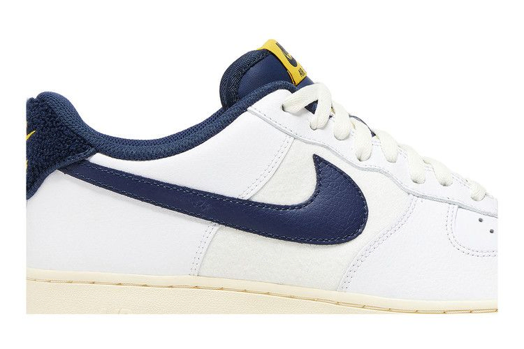Кроссовки Nike Air Force 1 '07 LV8 'Varsity Jacket - Michigan'