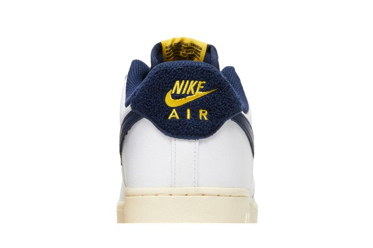 Кроссовки Nike Air Force 1 '07 LV8 'Varsity Jacket - Michigan'