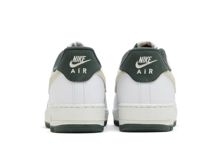 Кроссовки Nike Air Force 1 '07 LV8 'Vintage Green'