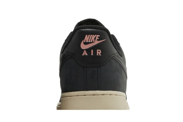 Кроссовки Nike Air Force 1 '07 LX 'Black Red Stardust'