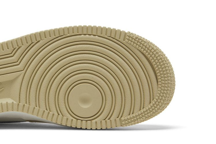 Кроссовки Nike Air Force 1 '07 LX 'Team Gold'