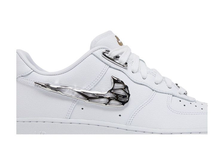 Кроссовки Nike Air Force 1 '07 Premium 'Molten Metal Swoosh Pack - Chrome'