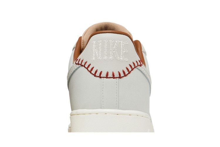 Кроссовки Nike Air Force 1 '07 'Tassels'