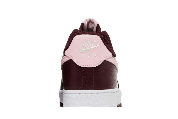 Кроссовки Nike Air Force 1 '07 'Valentine's Day 2023'