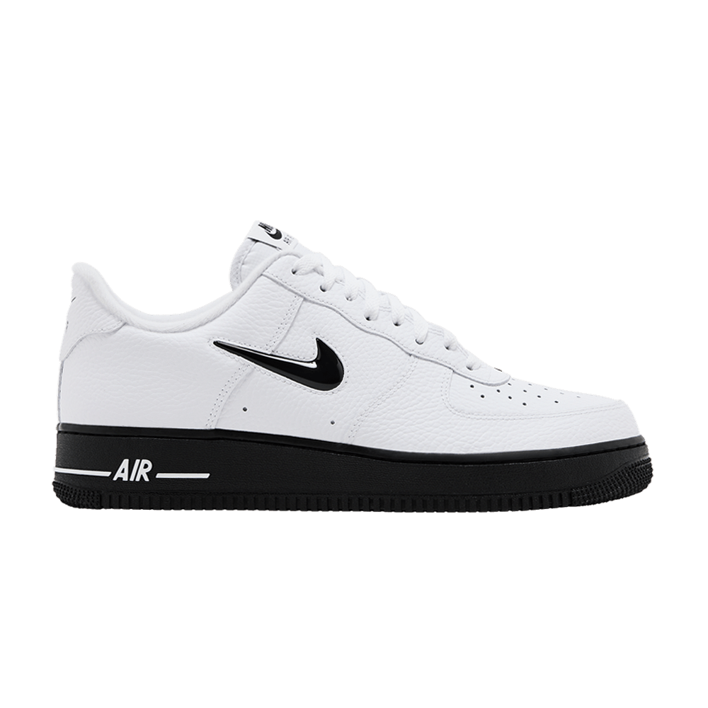 air-force-1-07-white-black-jewel-hq3826-100
