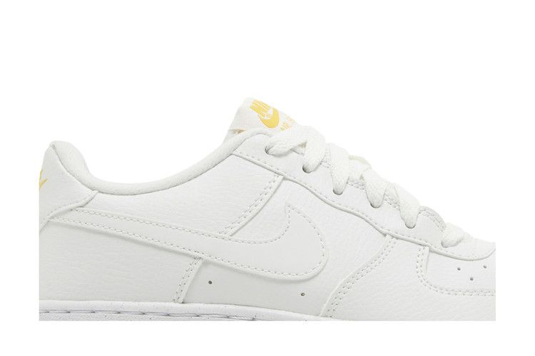 Кроссовки Nike Air Force 1 Impact Next Nature GS 'White University Gold'