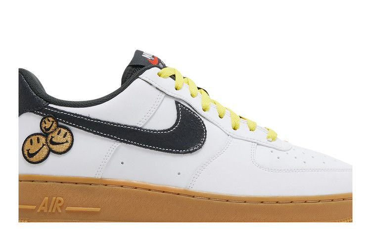 Кроссовки Nike Air Force 1 LV8 'Go The Extra Smile'