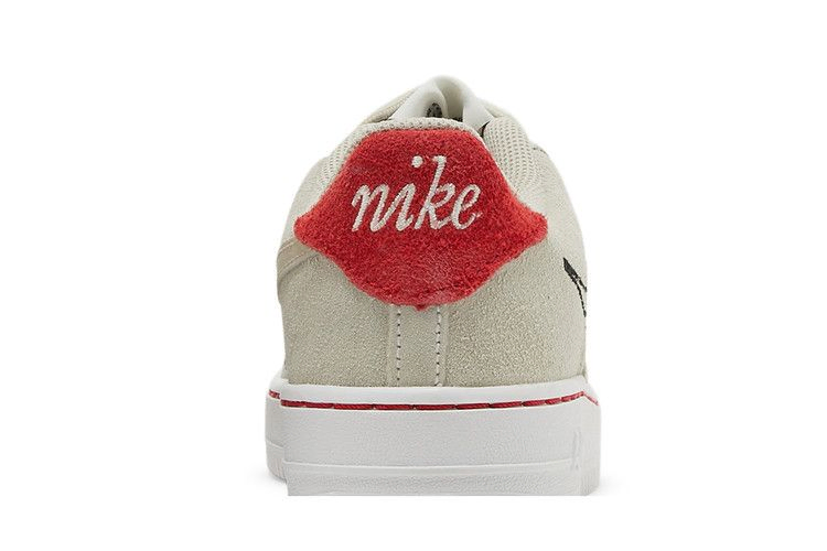 Кроссовки Nike Air Force 1 LV8 S50 GS 'Light Stone University Red'