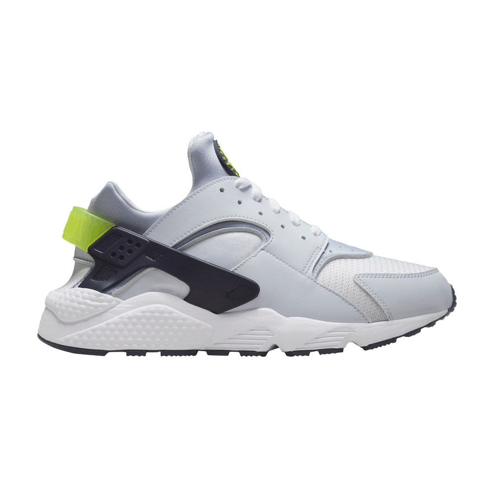 air-huarache-white-volt-dv6825-100