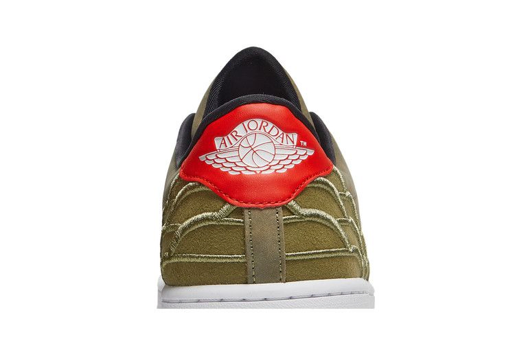 Кроссовки Air Jordan 1 Centre Court 'Oil Green'