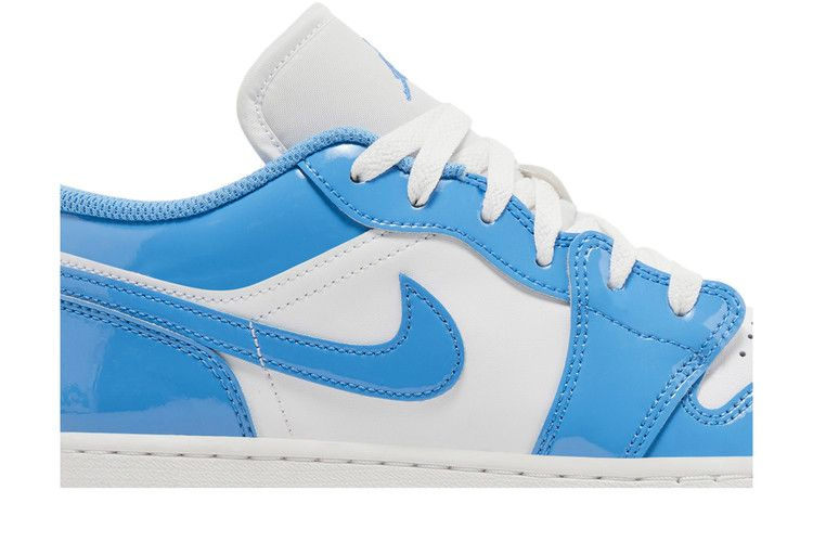 Кроссовки Air Jordan 1 Low GS 'UNC Patent'