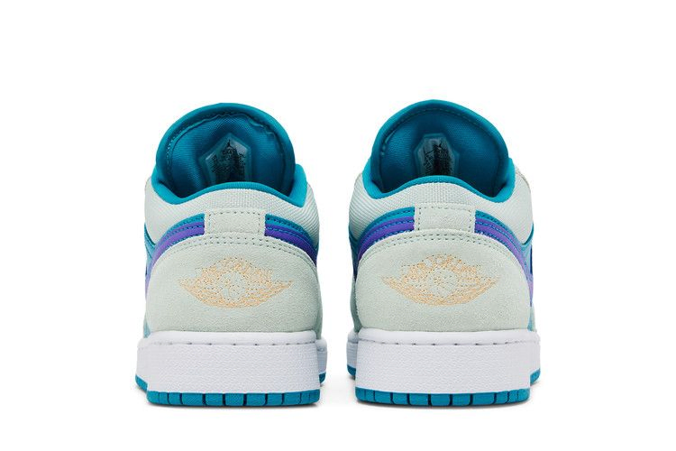 Кроссовки Air Jordan 1 Low SE GS 'Aquatone Concord'