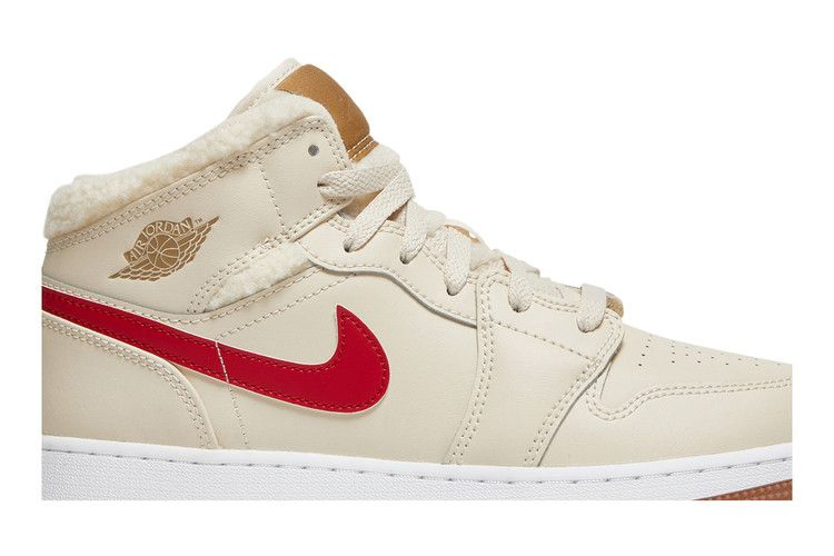 Кроссовки Air Jordan 1 Mid Utility GS 'Fleece'