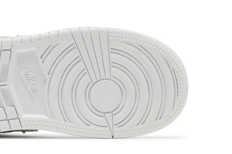 Кроссовки Air Jordan 1 Mid SE Craft TD 'Inside Out - White Sail'