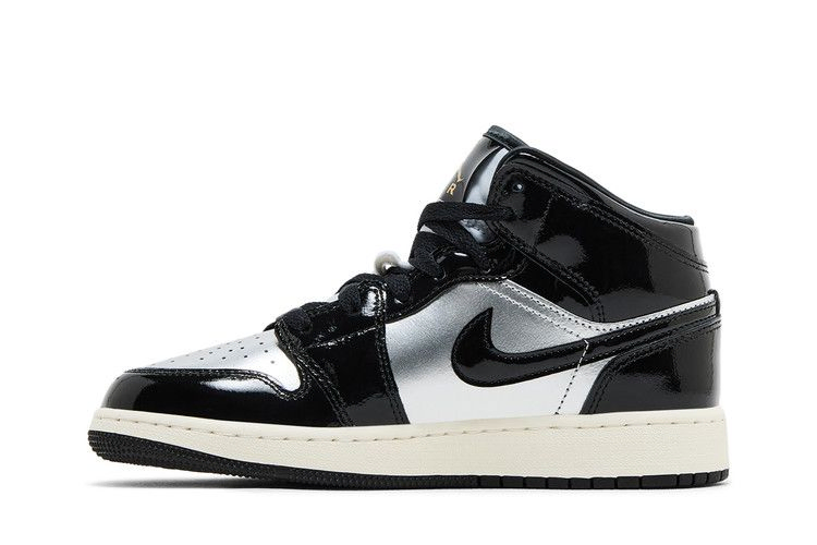 Кроссовки Air Jordan 1 Mid SE GS 'Black Metallic Silver'