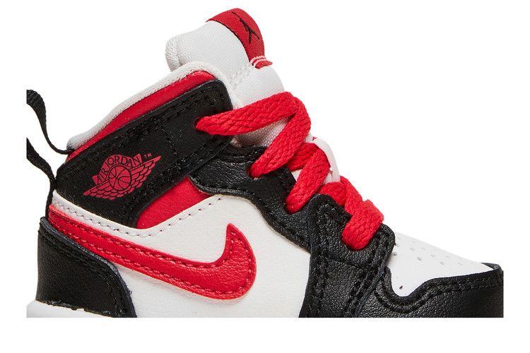 Кроссовки Air Jordan 1 Mid TD 'White Very Berry'