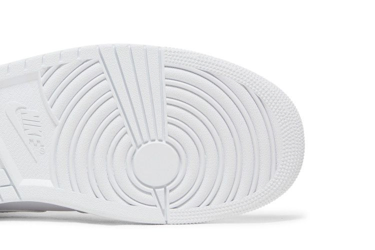 Кроссовки Air Jordan 1 Mid 'Triple White'