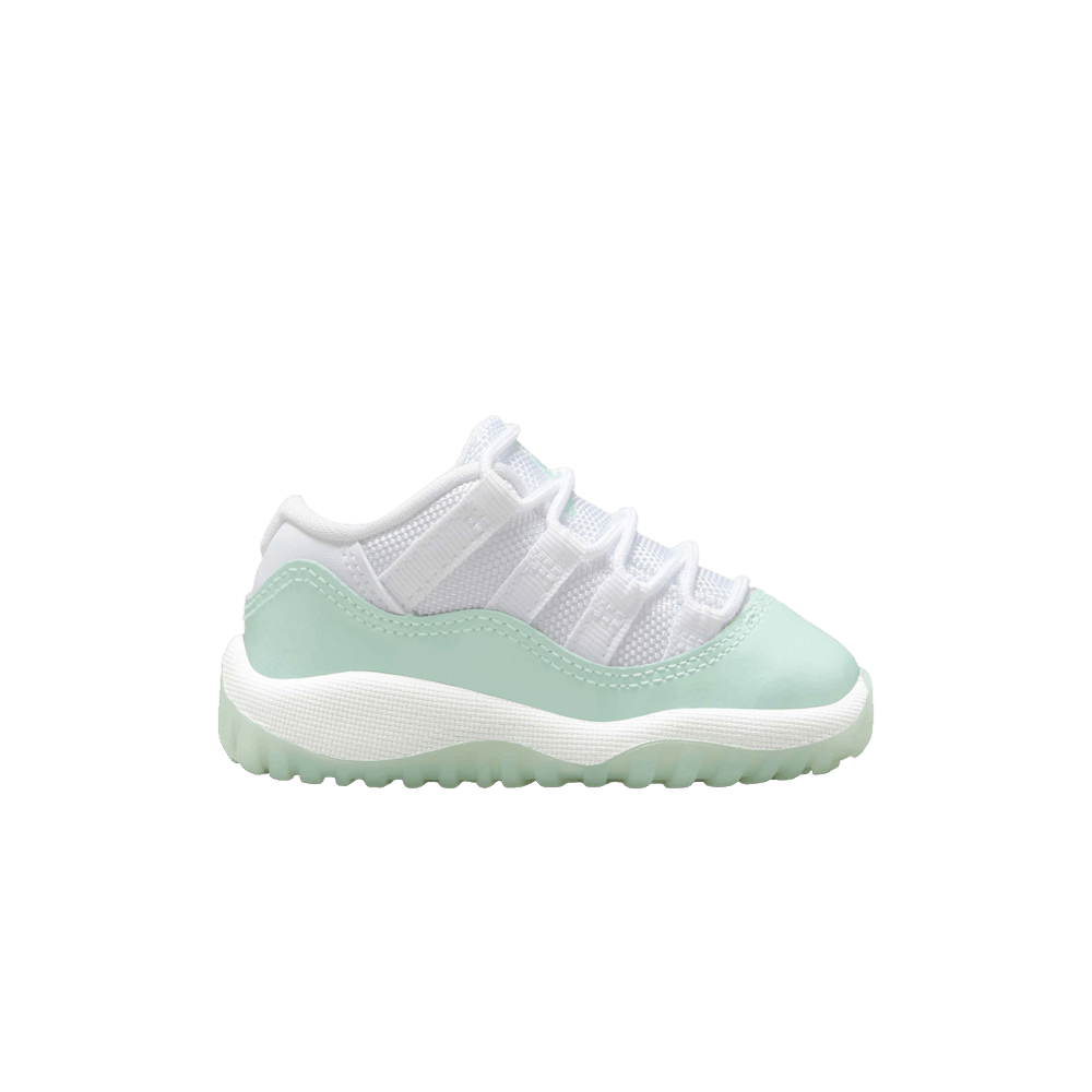 air-jordan-11-retro-low-td-igloo-645107-103