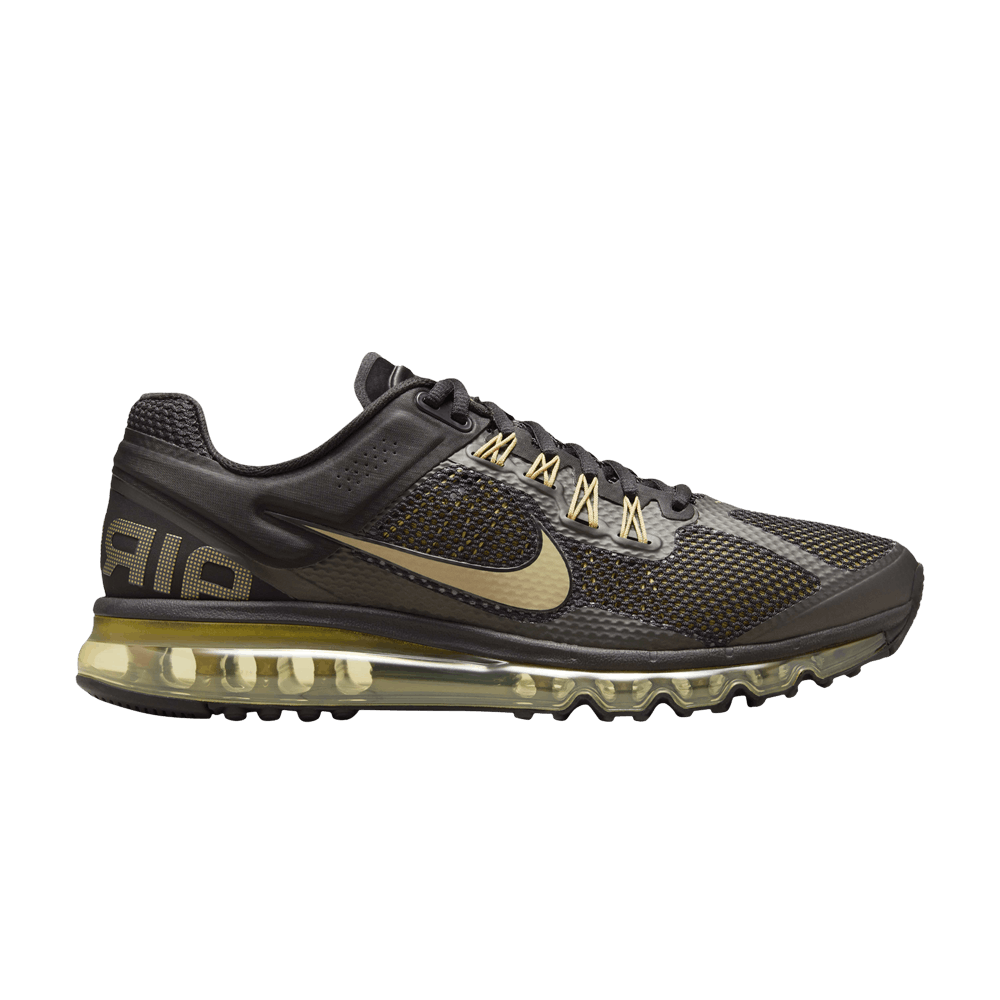 air-max-2013-black-flat-gold-hq1927-001