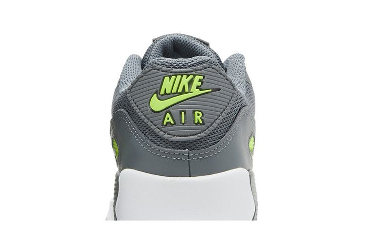 Кроссовки Nike Air Max 90 GS 'Smoke Grey Volt'