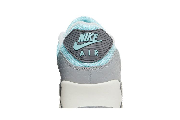 Кроссовки Nike Air Max 90 'Snowflake'