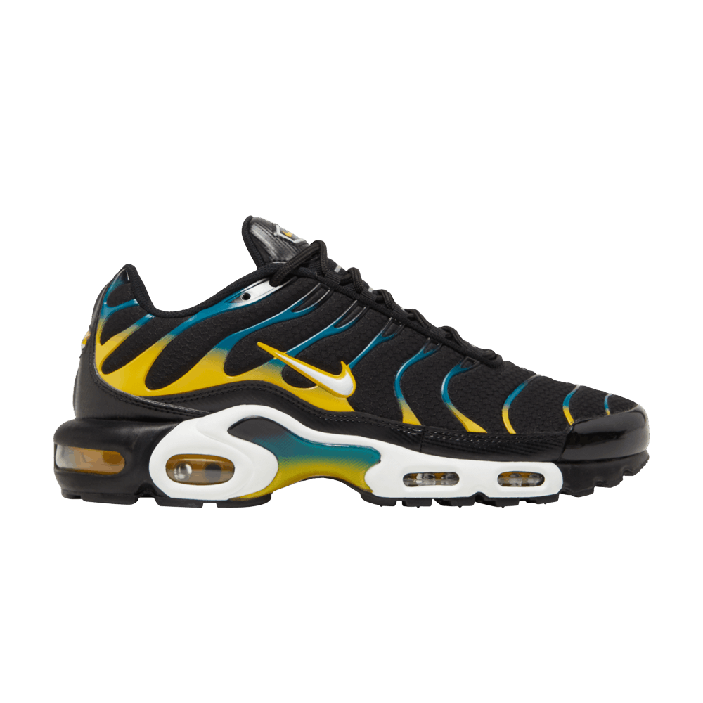 air-max-plus-black-university-gold-spruce-dh4776-001