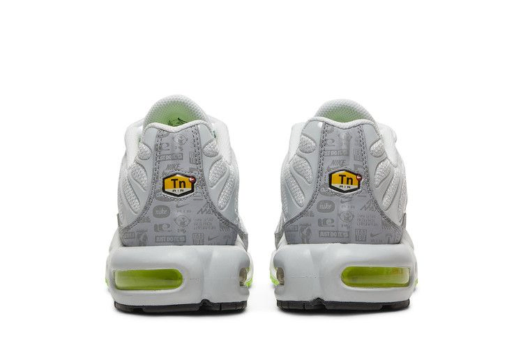Кроссовки Nike Air Max Plus 'Reflective Logo'