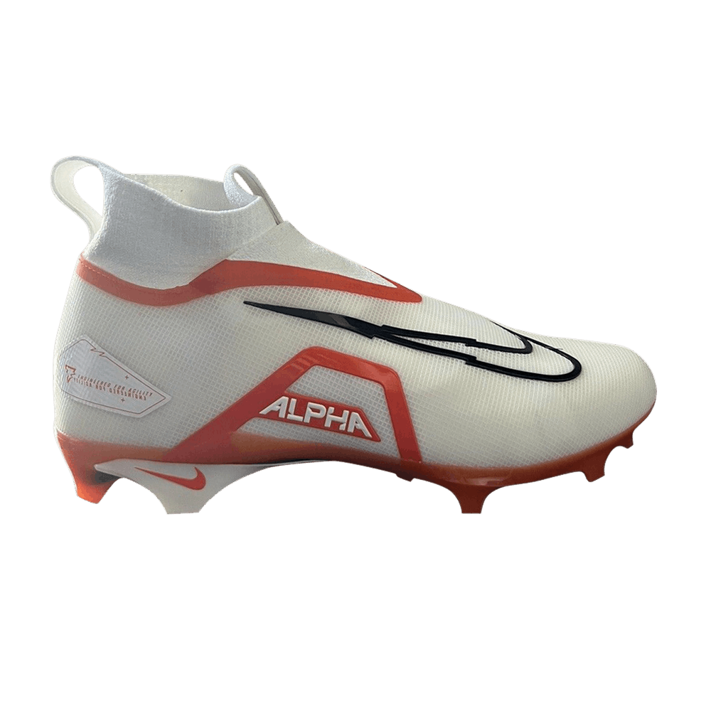 Кроссовки Nike Alpha Menace Elite 3 'White Total Orange'