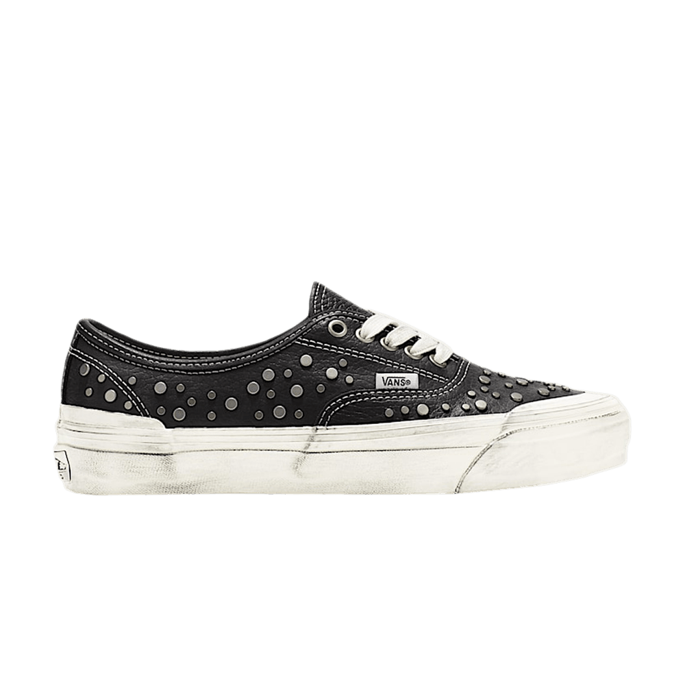 authentic-44-lx-studded-leather-vn000egzbpr