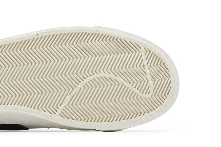 Кроссовки Nike Blazer Low '77 Jumbo 'Glitch Swoosh'