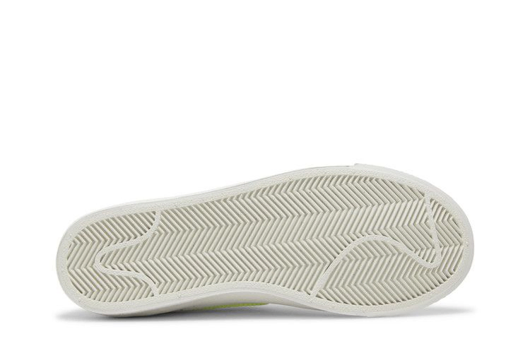 Кроссовки Nike Blazer Mid '77 GS 'White Volt Royal'