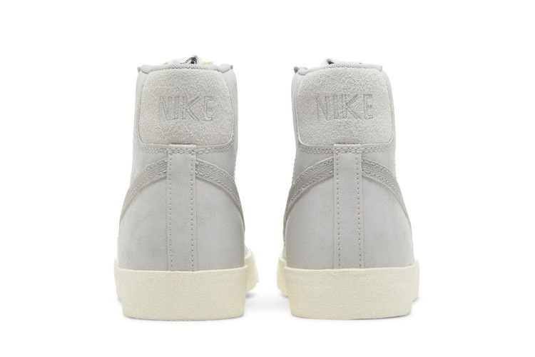 Кроссовки Nike Blazer Mid '77 Premium 'Certified Fresh - Grey Fog'