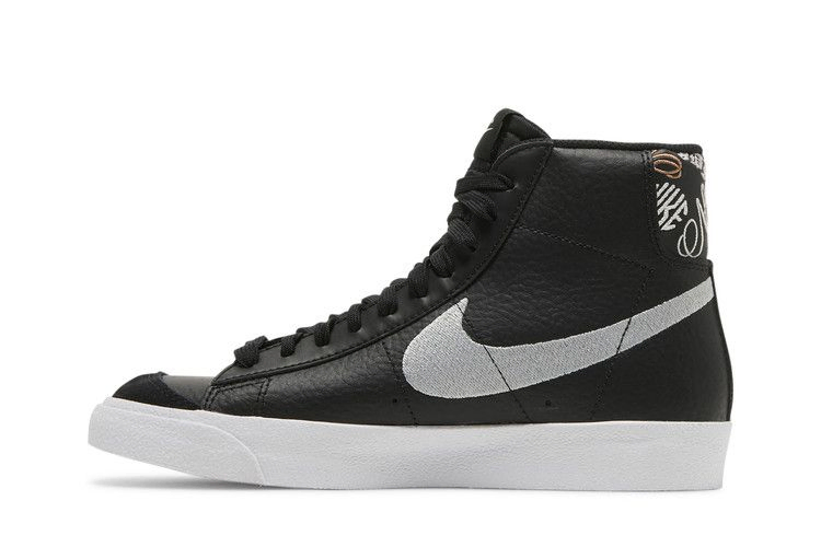 Кроссовки Nike Blazer Mid '77 SE GS 'Playful Fonts'
