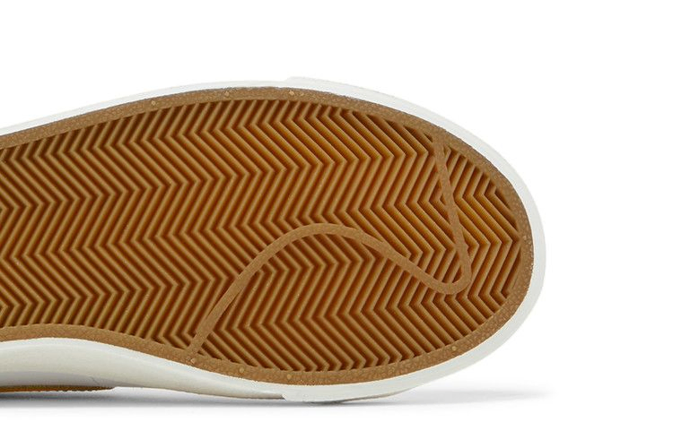 Кроссовки Nike Blazer Mid '77 Vintage 'Mismatched Basketball Swooshes'