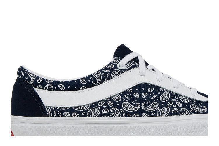 Кроссовки Vans Bold Ni 'Bandana - Dress Blues'