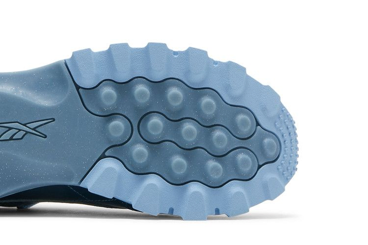 Кроссовки Reebok Cardi B x Wmns Classic Leather 'Fluid Blue'