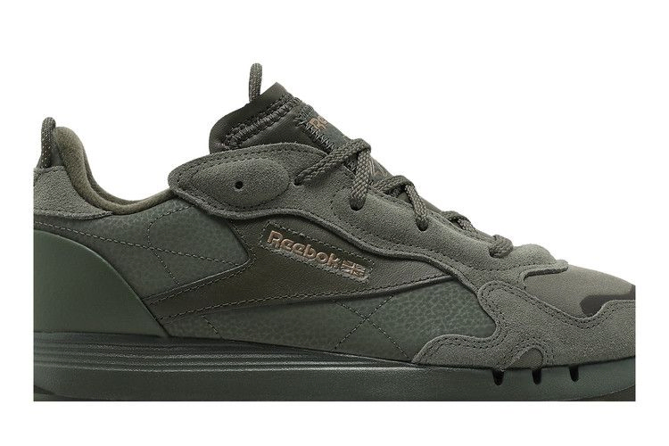 Кроссовки Reebok Cardi B x Wmns Classic Leather 'Hunter Green'
