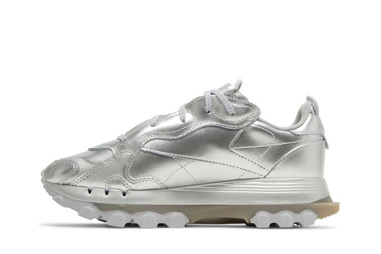 Кроссовки Reebok Cardi B x Wmns Classic Leather 'Silver Metallic Pewter'
