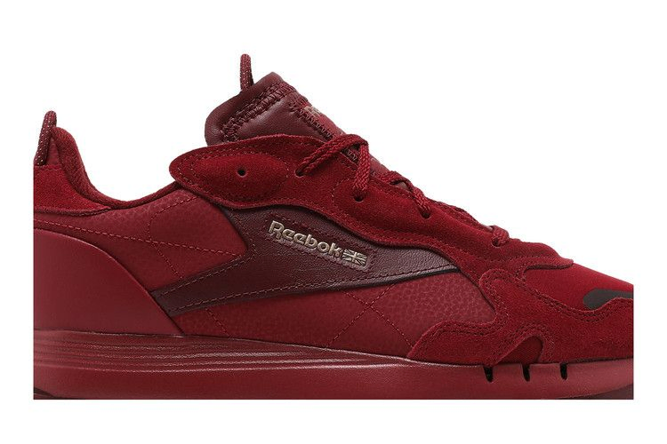 Кроссовки Reebok Cardi B x Wmns Classic Leather 'Triathlon Red'