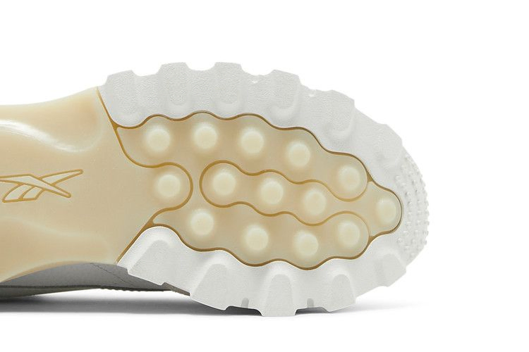 Кроссовки Reebok Cardi B x Wmns Classic Leather 'White'