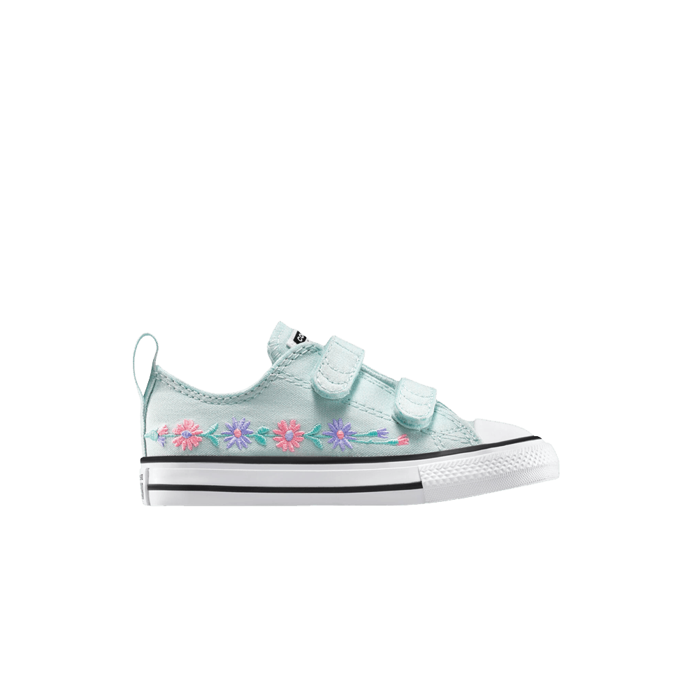 chuck-taylor-all-star-easyon-low-td-embroidered-florals-a11785f