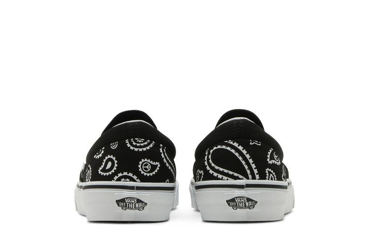 Кроссовки Vans Classic Slip-On 'Peace Paisley - Black'