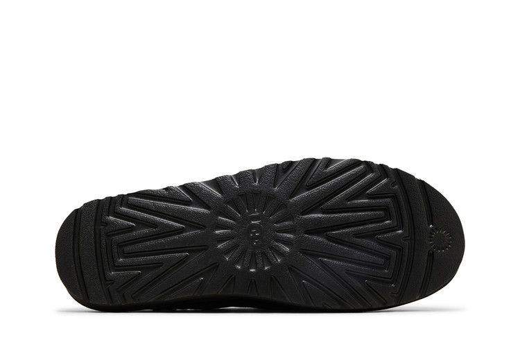 Кроссовки UGG Classic Slip-On Slipper 'Black'