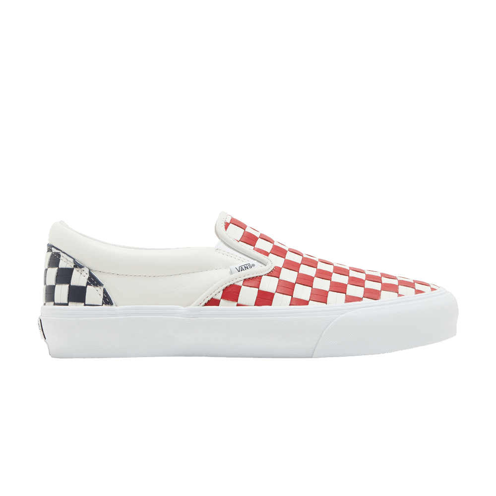 classic-slip-on-vlt-lx-leather-woven-red-vn0a5jj19jd